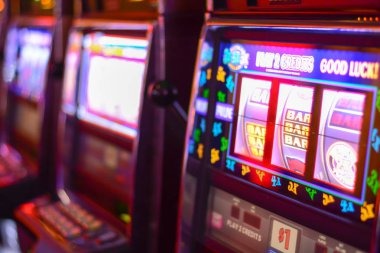 Game demo interface showing virtual credits and slot reels