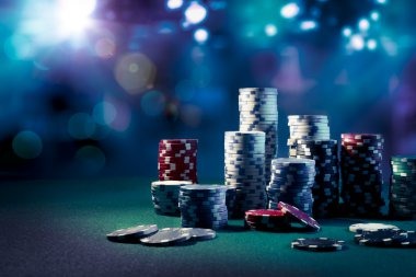 Slot game demo showing bonus round activation and payout display
